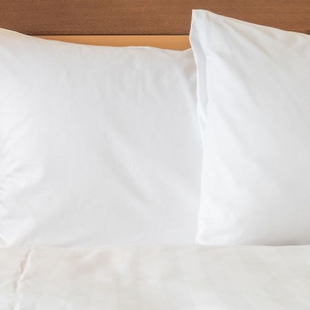 Holiday Inn Express And Suites Surrey By Ihg Exteriér fotografie