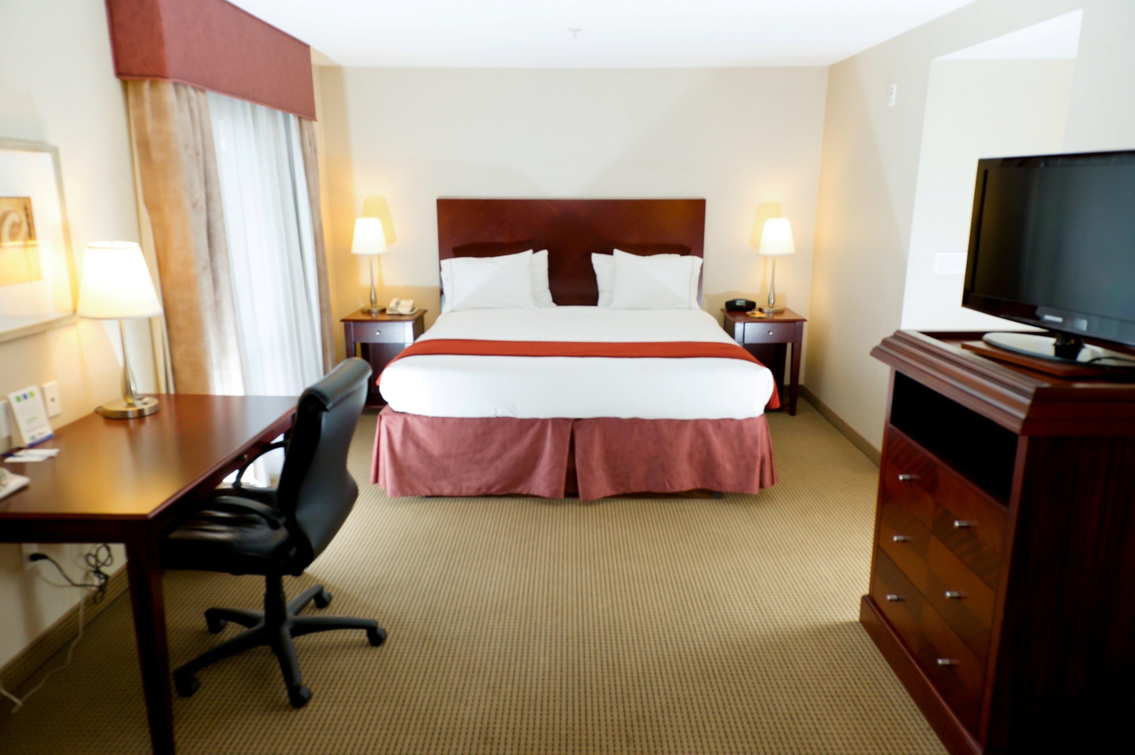 Holiday Inn Express And Suites Surrey By Ihg Exteriér fotografie