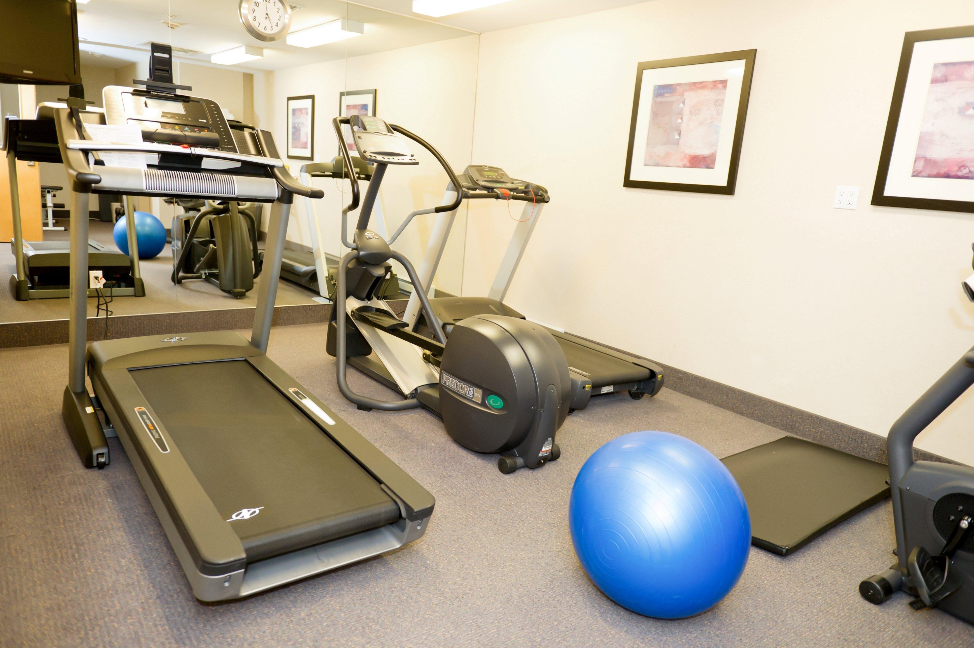 Holiday Inn Express And Suites Surrey By Ihg Exteriér fotografie